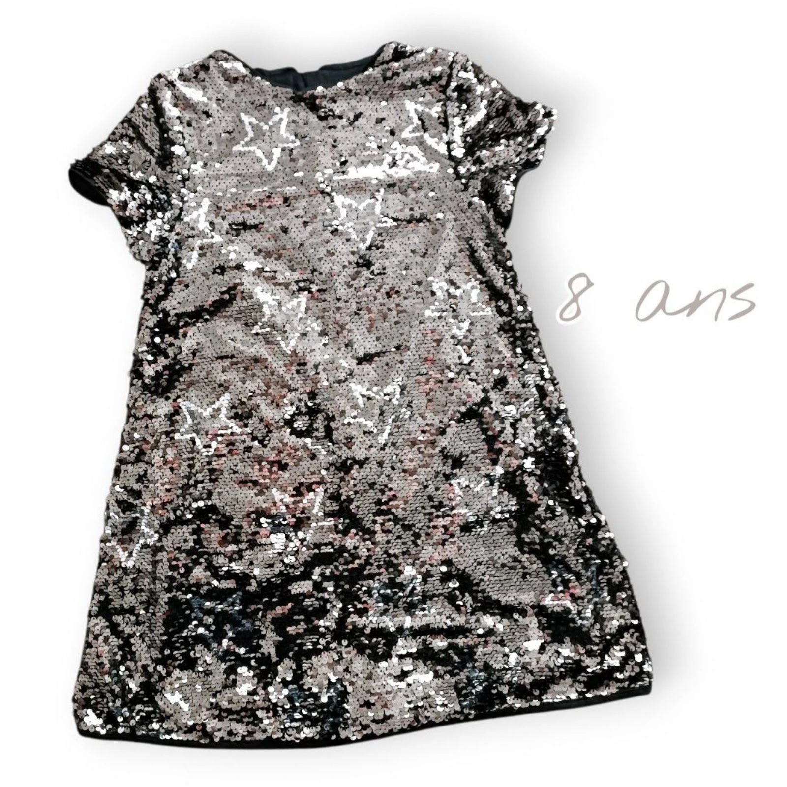 🌟 robe Okaïdi sequins gris métallisés – effet wahou garanti – 8 ans 🌟